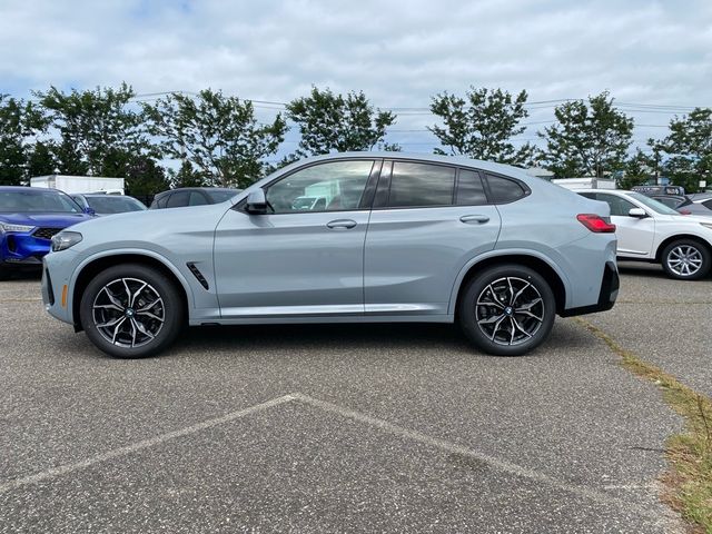 2025 BMW X4 xDrive30i