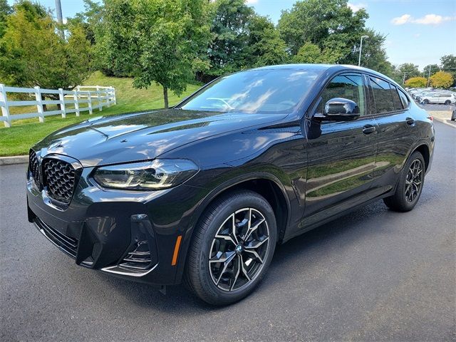 2025 BMW X4 xDrive30i