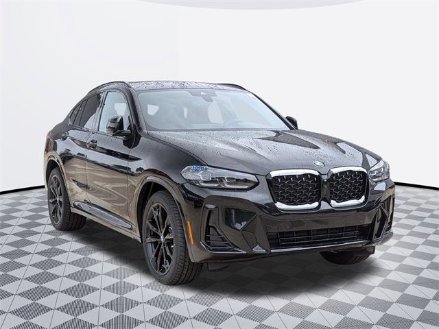 2025 BMW X4 xDrive30i