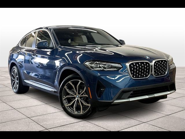 2025 BMW X4 xDrive30i