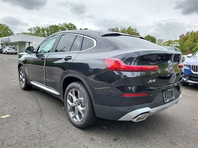 2025 BMW X4 xDrive30i