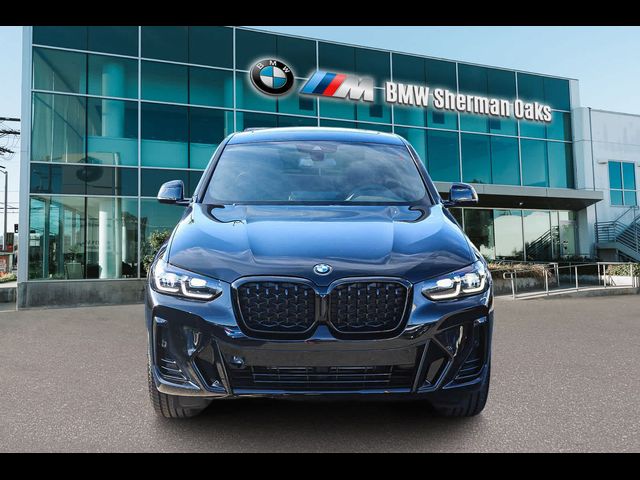 2025 BMW X4 xDrive30i