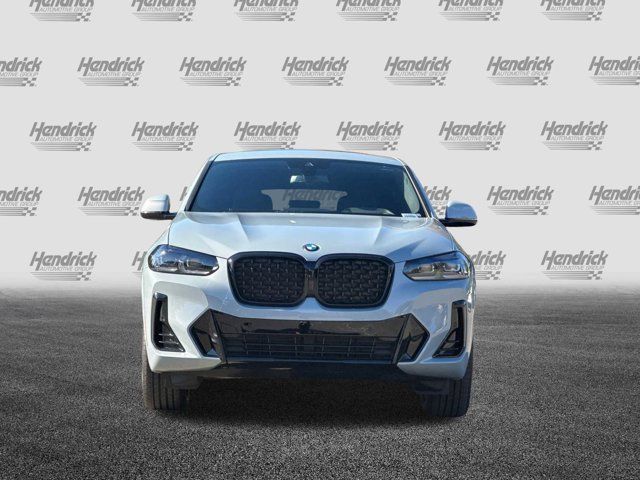 2025 BMW X4 xDrive30i