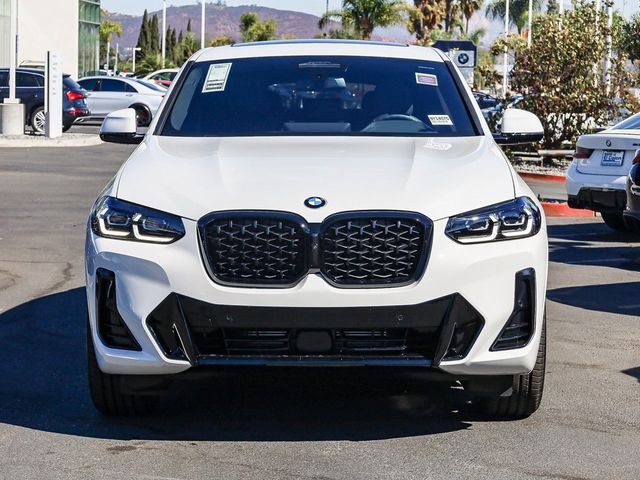 2025 BMW X4 xDrive30i