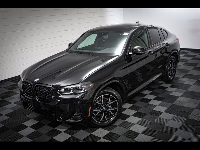 2025 BMW X4 xDrive30i