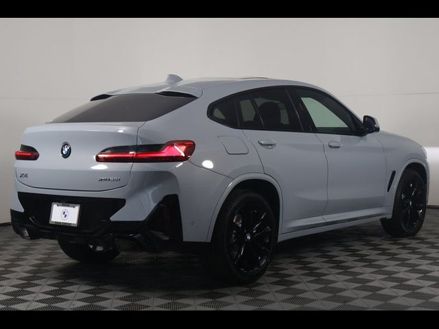 2025 BMW X4 xDrive30i