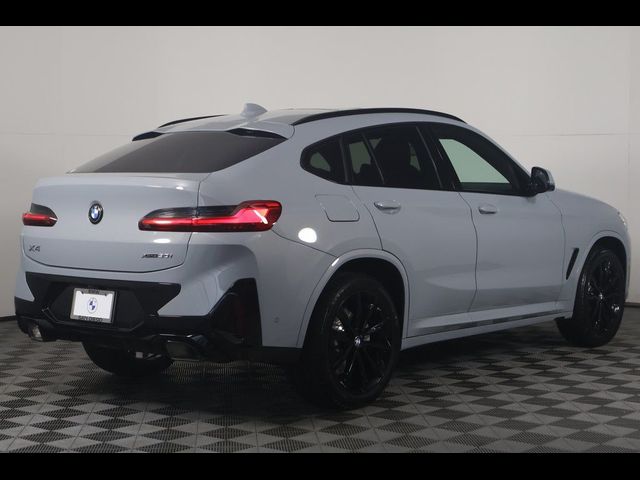 2025 BMW X4 xDrive30i