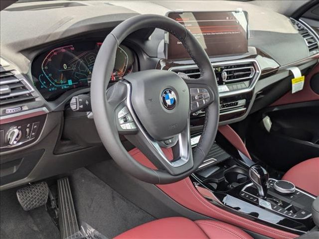 2025 BMW X4 xDrive30i