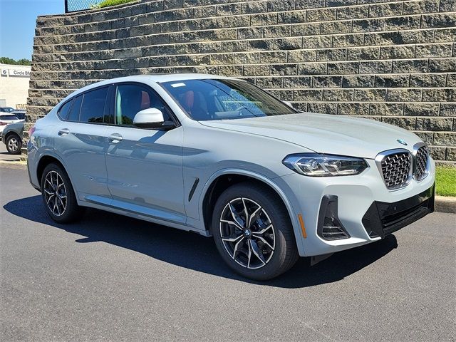 2025 BMW X4 xDrive30i