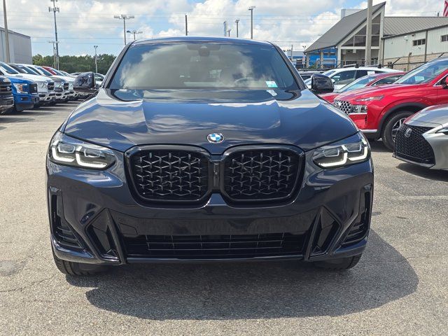 2025 BMW X4 xDrive30i