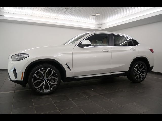 2025 BMW X4 xDrive30i