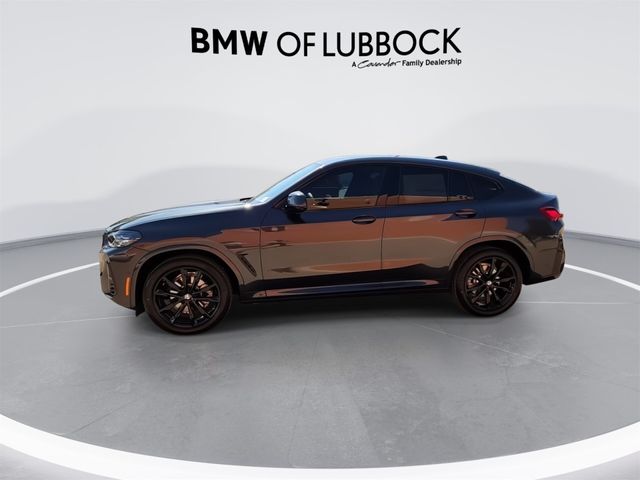 2025 BMW X4 xDrive30i