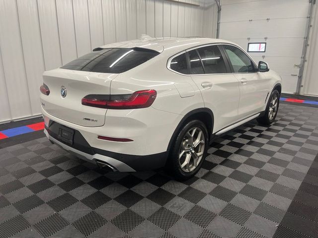 2025 BMW X4 xDrive30i