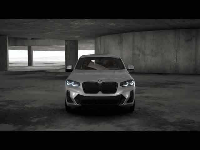 2025 BMW X4 xDrive30i