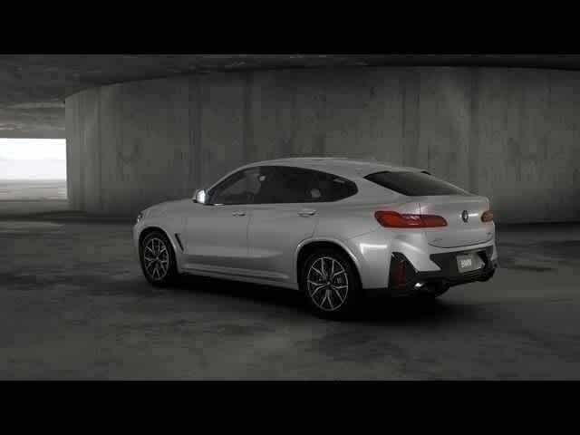 2025 BMW X4 xDrive30i