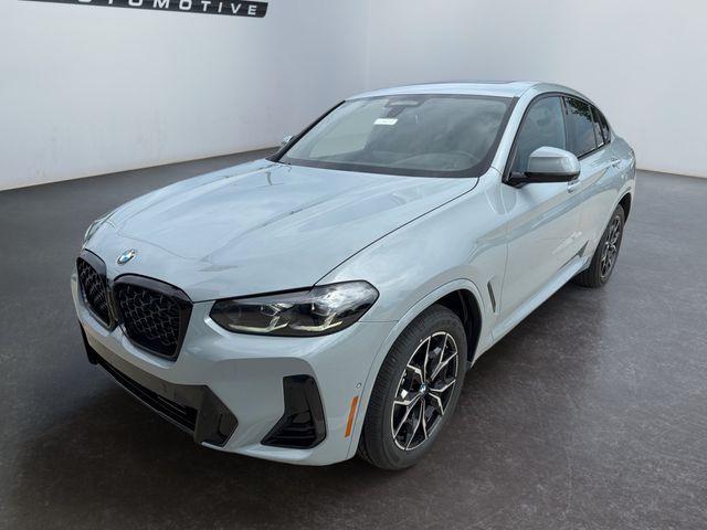 2025 BMW X4 xDrive30i