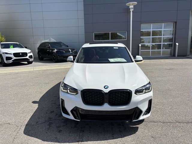 2025 BMW X4 xDrive30i