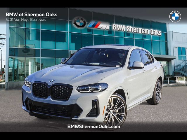 2025 BMW X4 xDrive30i