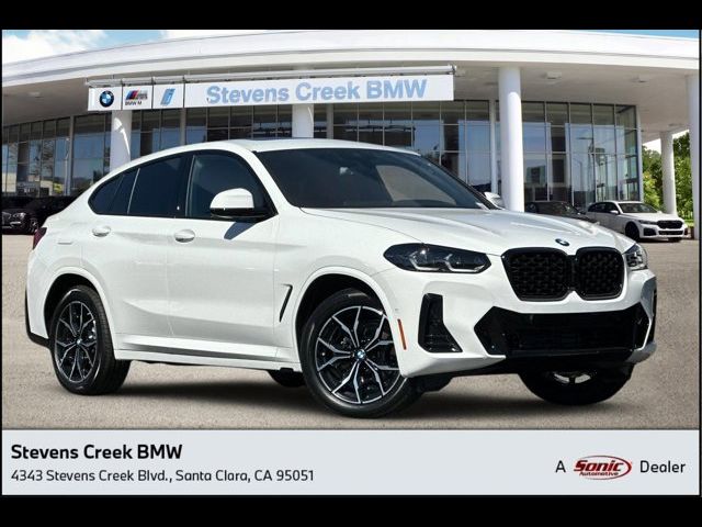 2025 BMW X4 xDrive30i