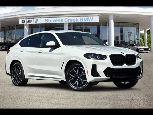 2025 BMW X4 xDrive30i