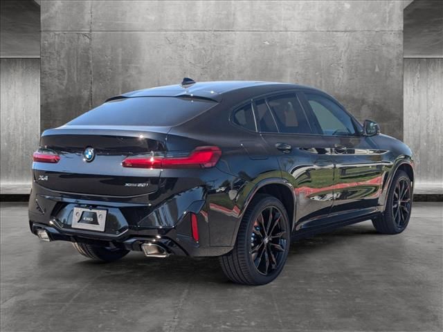 2025 BMW X4 xDrive30i