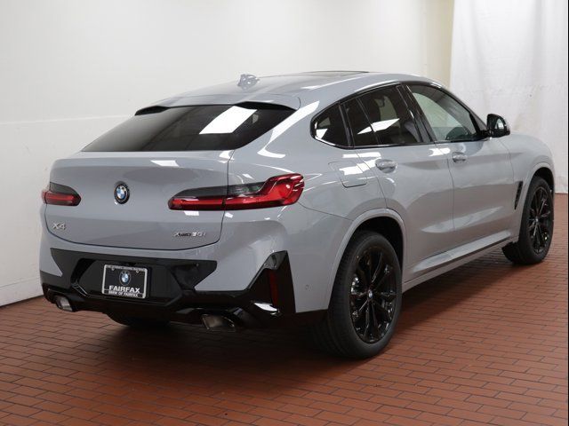 2025 BMW X4 xDrive30i