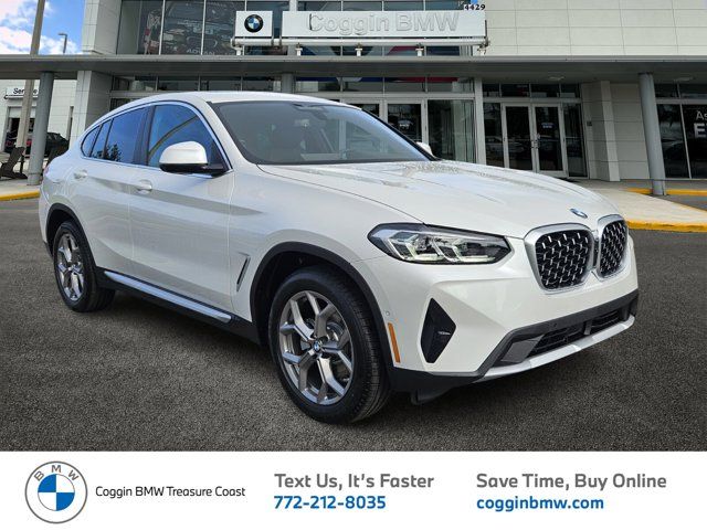 2025 BMW X4 xDrive30i