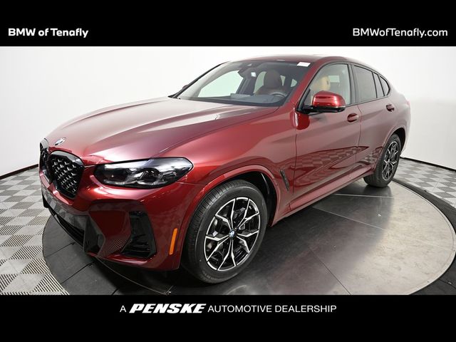 2025 BMW X4 xDrive30i