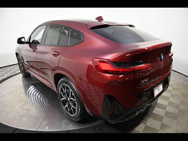 2025 BMW X4 xDrive30i