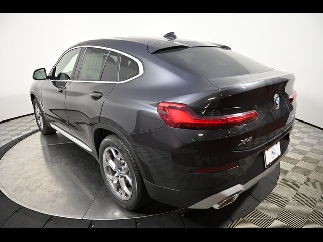 2025 BMW X4 xDrive30i