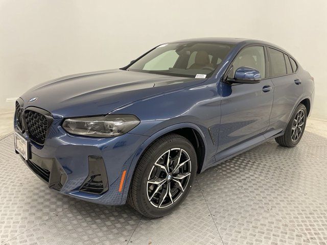 2025 BMW X4 xDrive30i