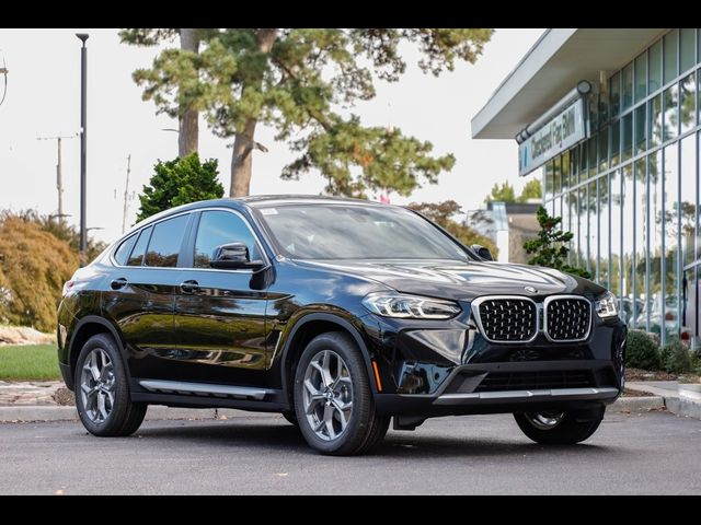 2025 BMW X4 xDrive30i