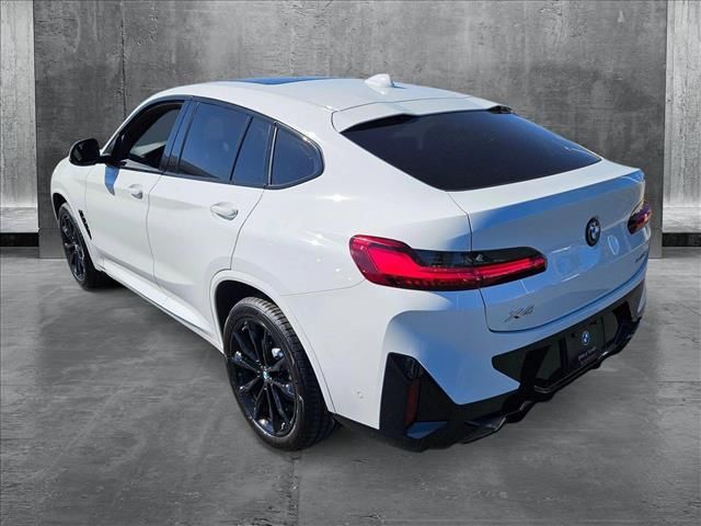 2025 BMW X4 xDrive30i