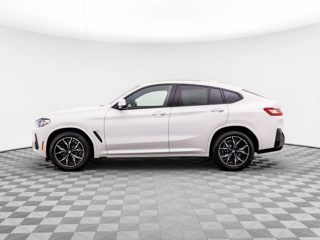 2025 BMW X4 xDrive30i