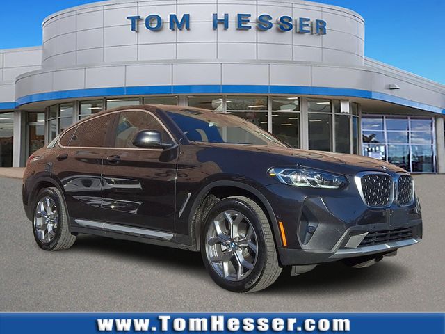 2025 BMW X4 xDrive30i