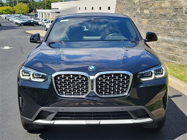 2025 BMW X4 xDrive30i