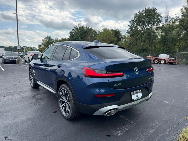 2025 BMW X4 xDrive30i