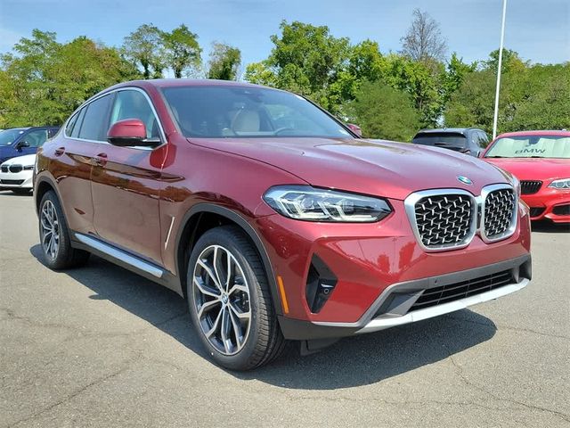 2025 BMW X4 xDrive30i