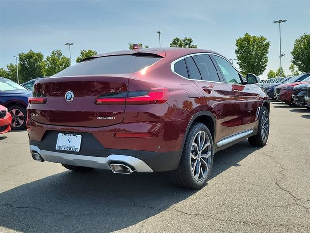 2025 BMW X4 xDrive30i