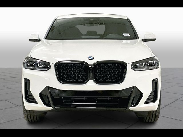 2025 BMW X4 xDrive30i