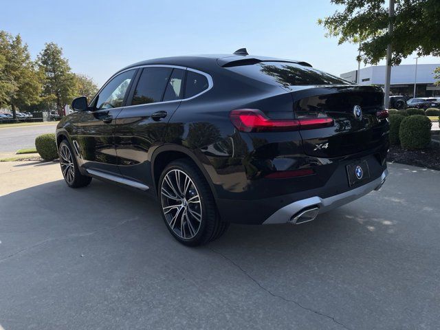 2025 BMW X4 xDrive30i