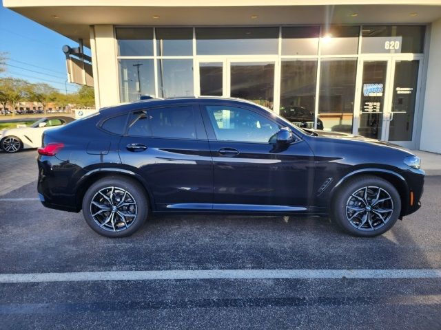 2025 BMW X4 xDrive30i