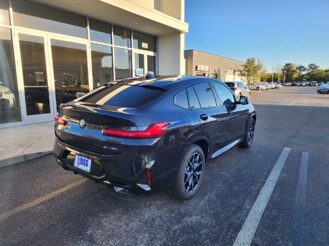 2025 BMW X4 xDrive30i