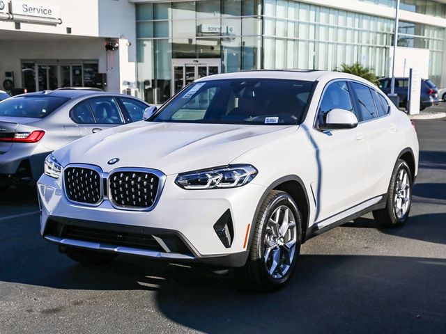 2025 BMW X4 xDrive30i