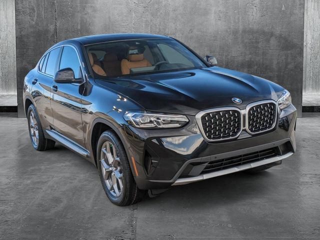 2025 BMW X4 xDrive30i