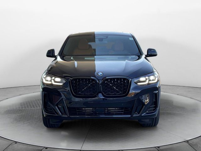 2025 BMW X4 xDrive30i