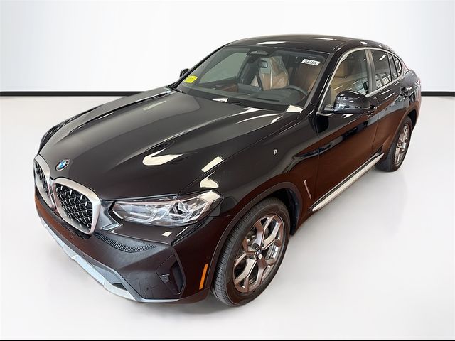 2025 BMW X4 xDrive30i