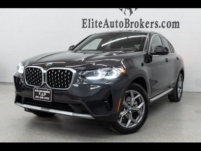 2025 BMW X4 xDrive30i