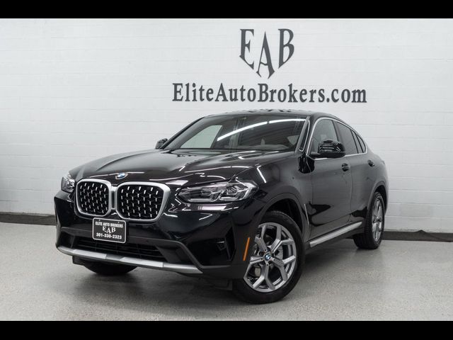 2025 BMW X4 xDrive30i