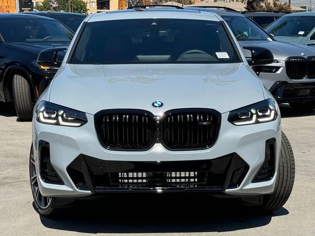 2025 BMW X4 M40i